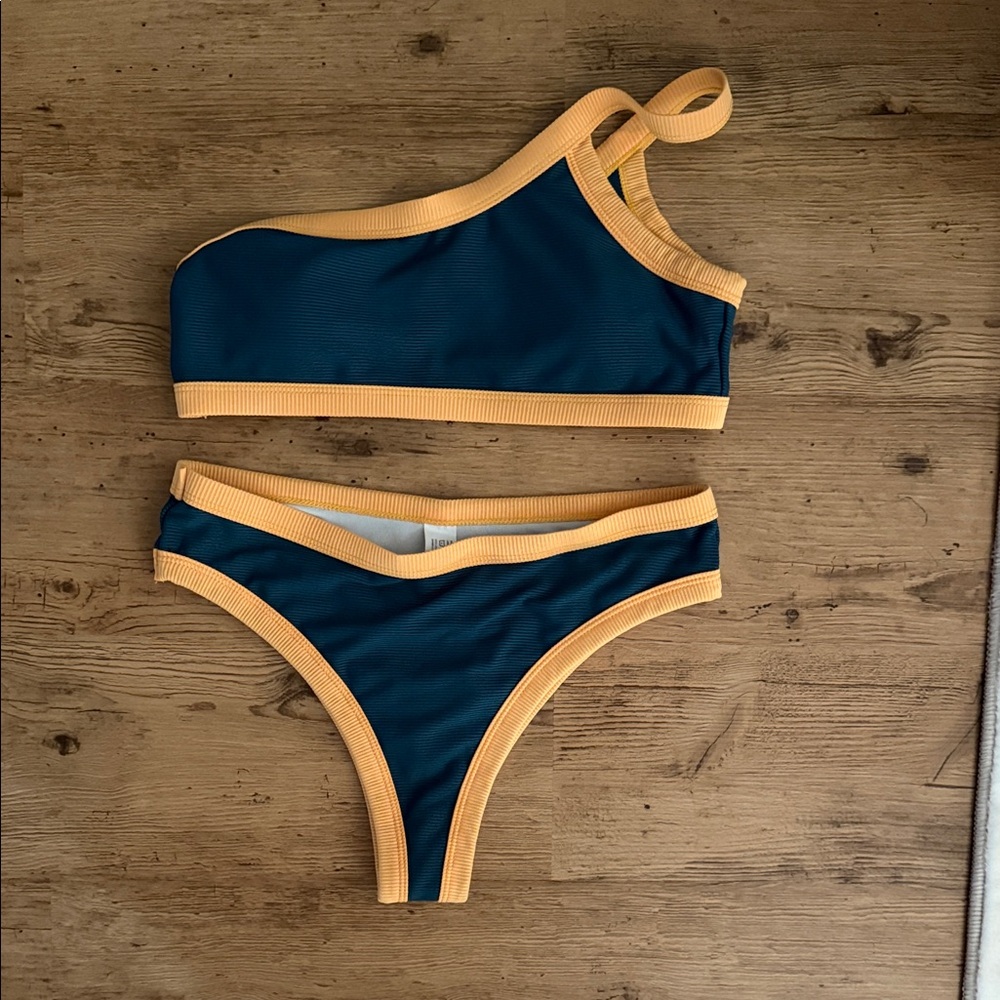 SHEIN Blue and Yellow One-Shoulder Bikini